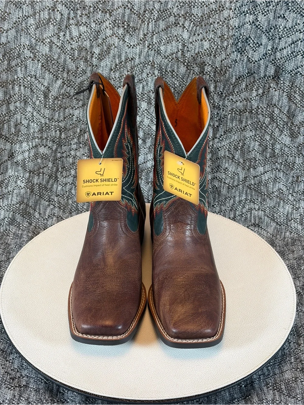 Ariat Kids Wilder boots Kids size 5